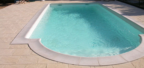 Création piscine béton à Le Leslay