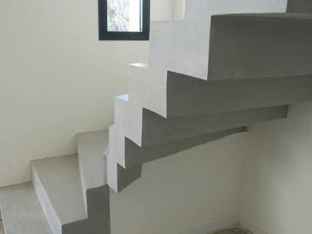 Création d'escalier en béton Lannion